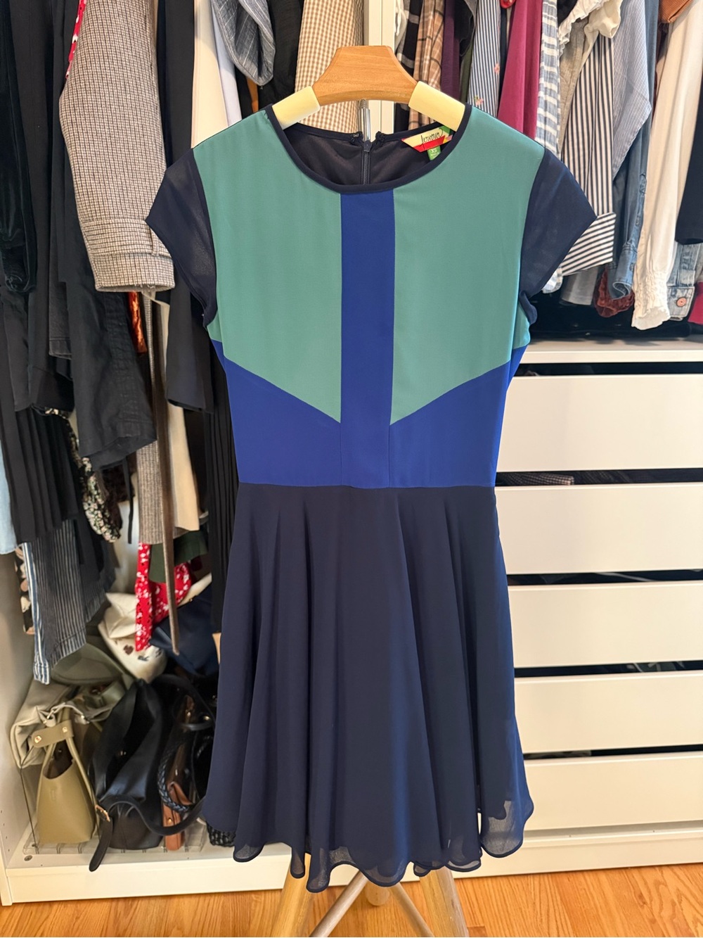 Colorblock Short Sleeve Mini Dress